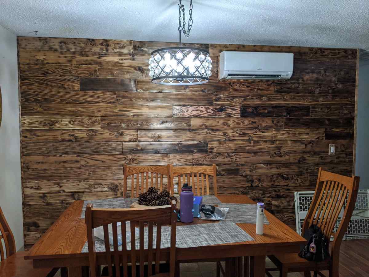 ACCENT WALL - Image 1