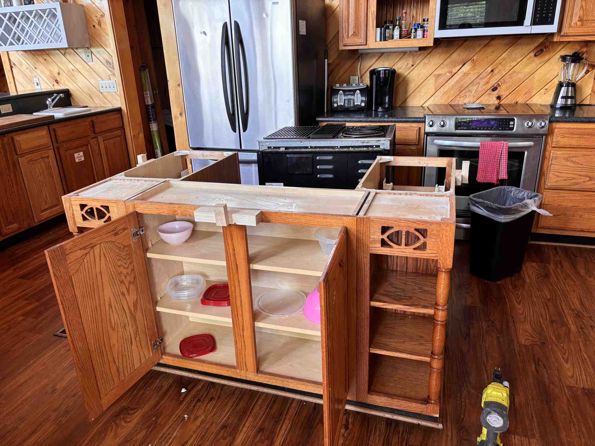 BUTCHER BLOCK COUNTERTOP - Image 5