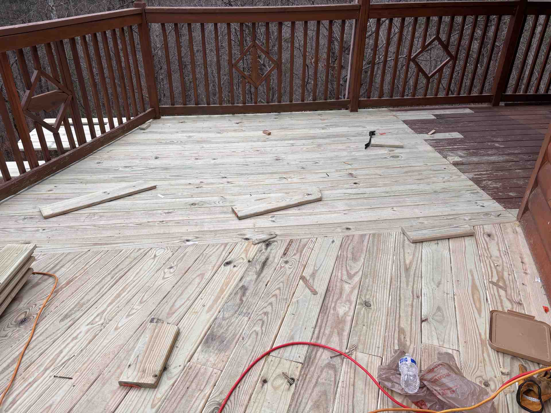 REDECKING CABIN - Image 15