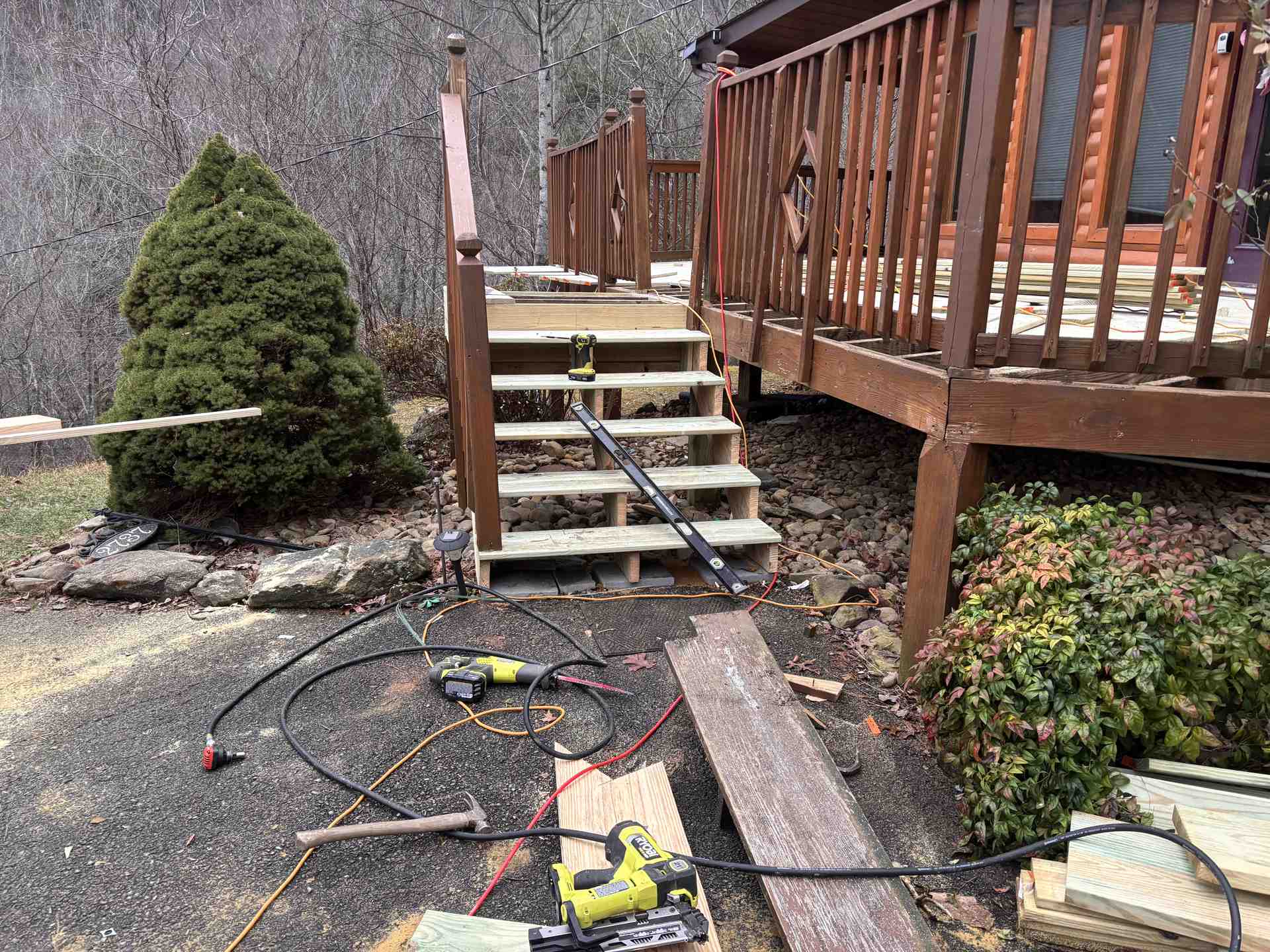 REDECKING CABIN - Image 16