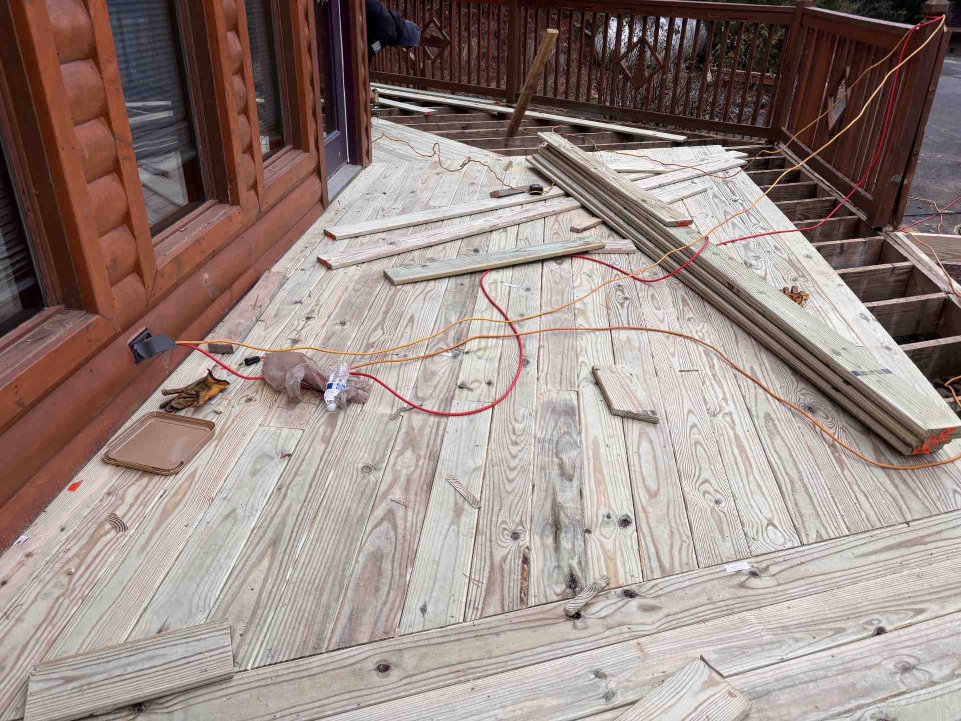 REDECKING CABIN - Image 22