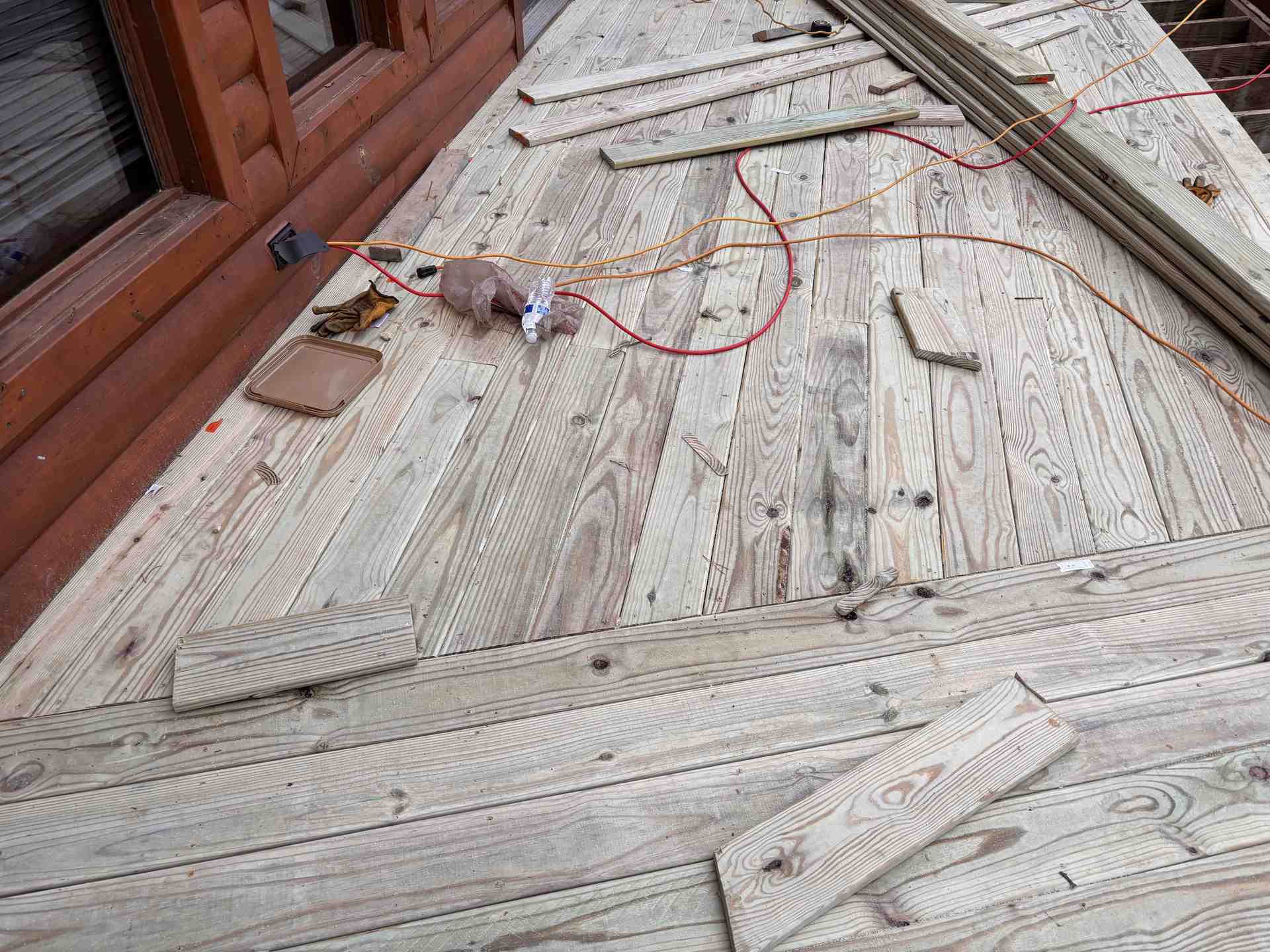 REDECKING CABIN - Image 23
