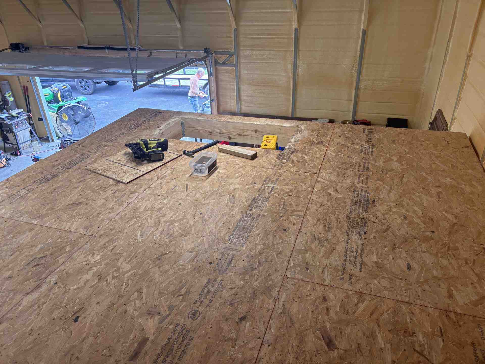 STORAGE LOFT IN SHOP - Image 13