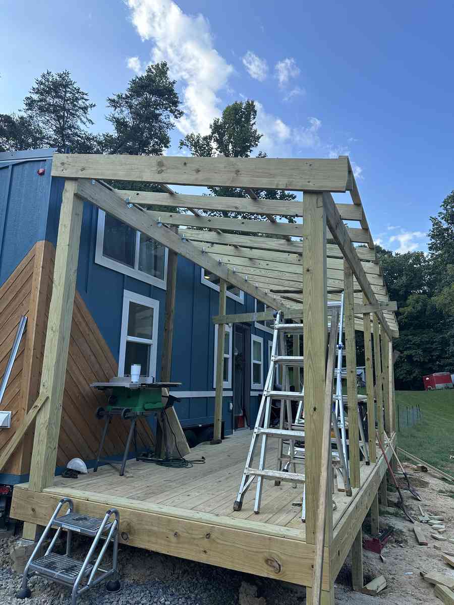 TINY HOME DECK - Image 9