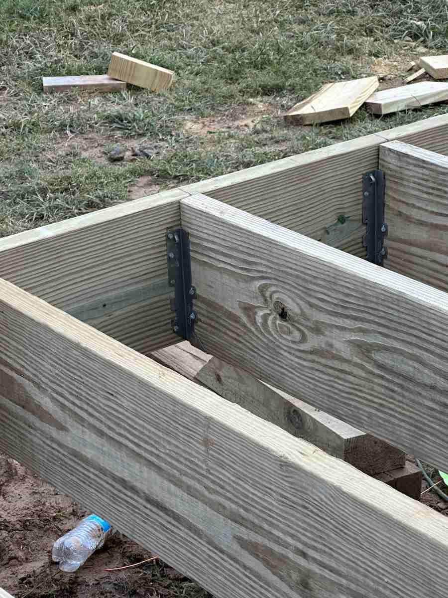 TINY HOME DECK - Image 10