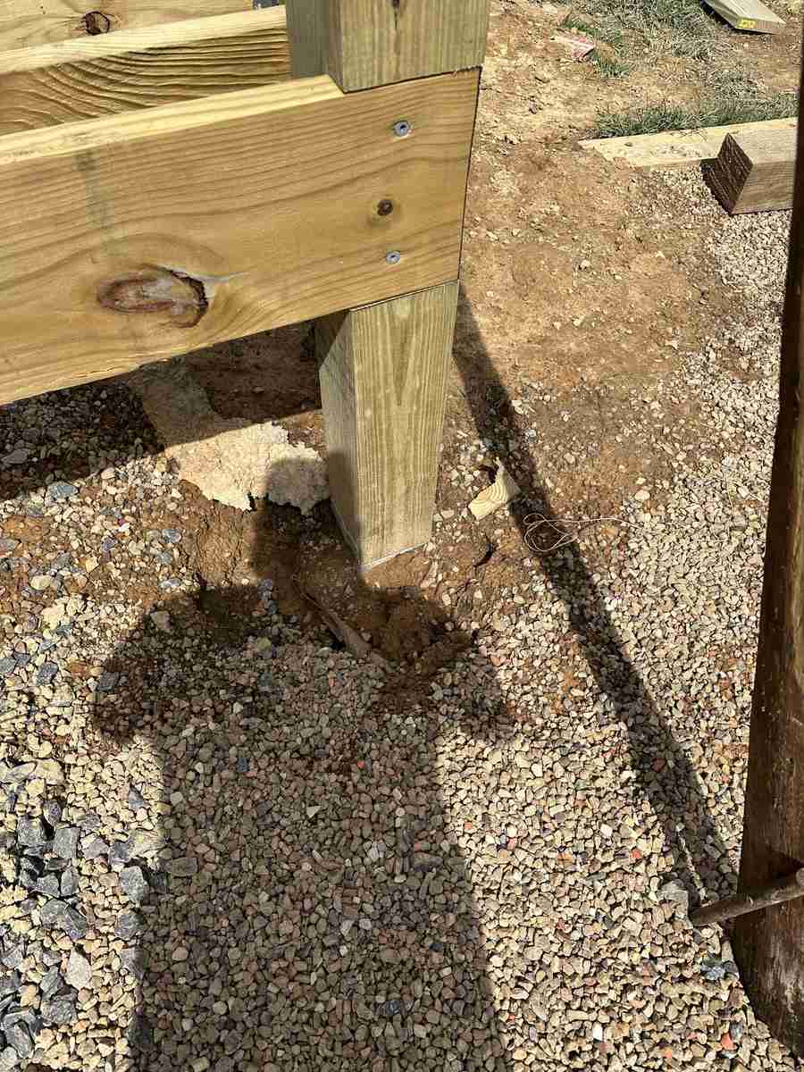 TINY HOME DECK - Image 32