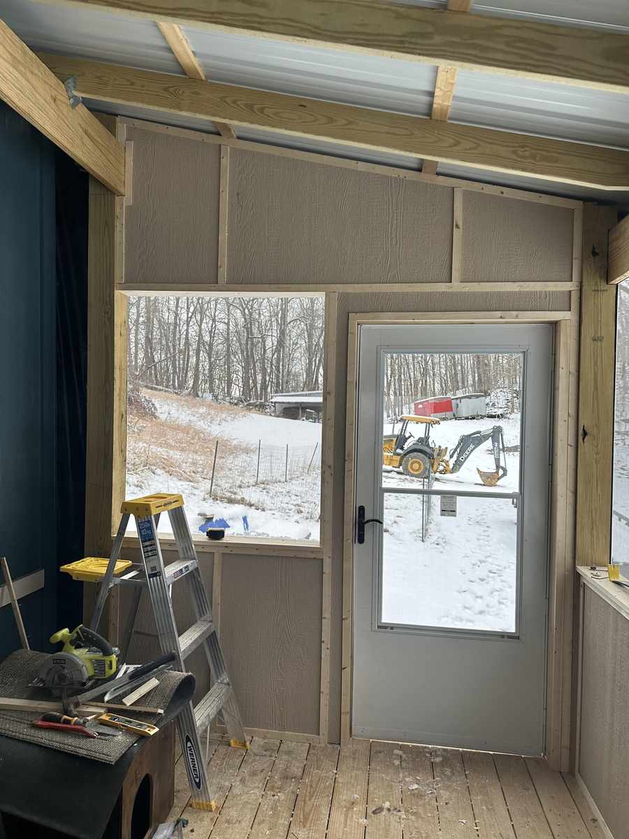 TINY HOME DECK - Image 99