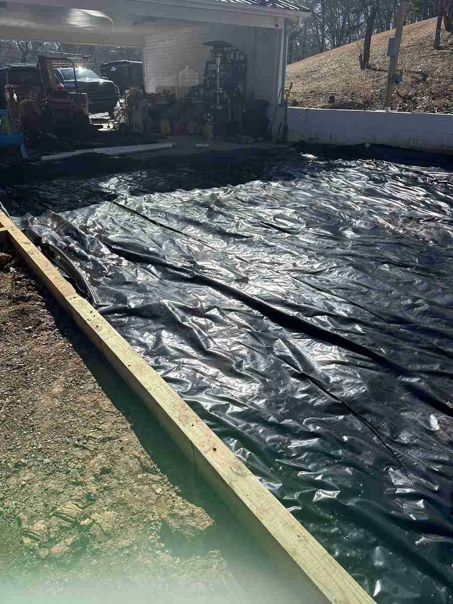 TINY HOME PATIO - Image 3