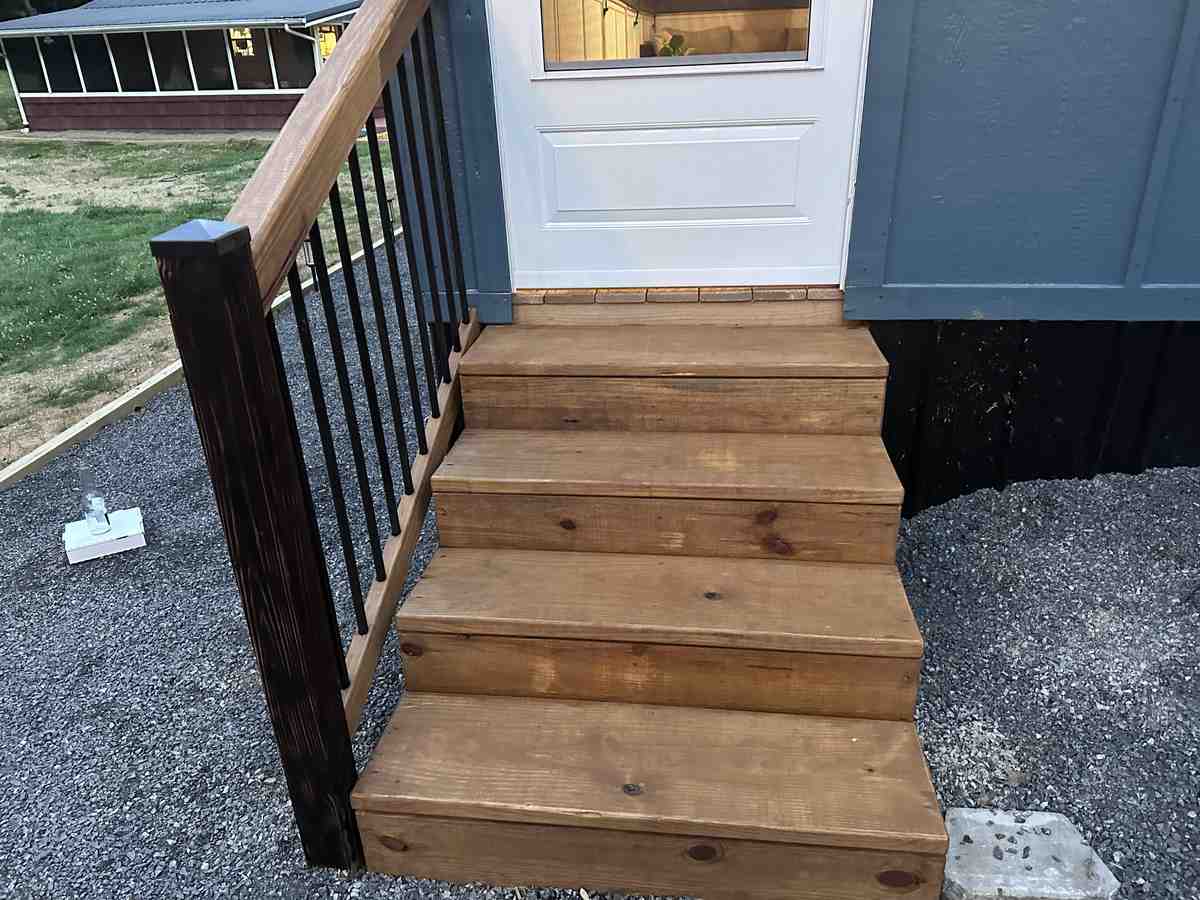 TINY HOME PATIO - Image 18