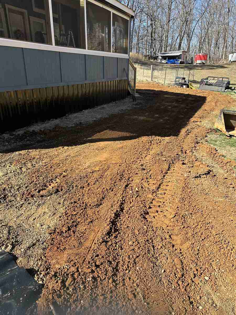 TINY HOME PATIO - Image 21