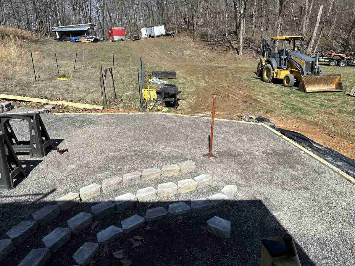 TINY HOME PATIO - Image 24