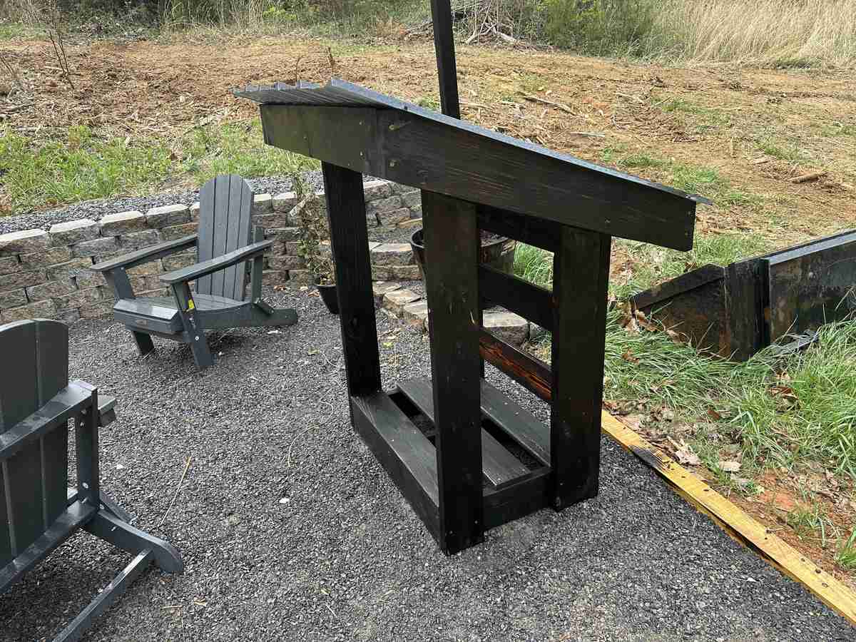 TINY HOME PATIO - Image 33