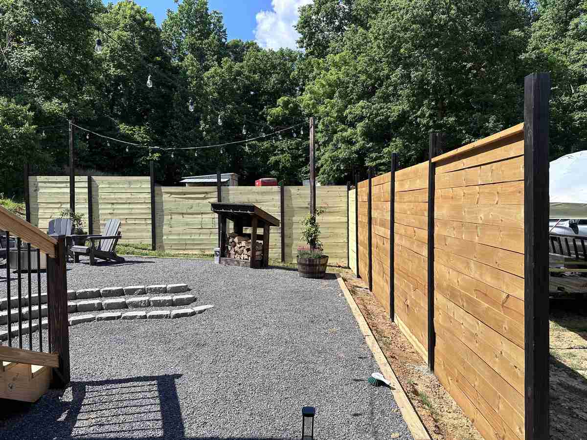 TINY HOME PRIVACY FENCE - Image 27