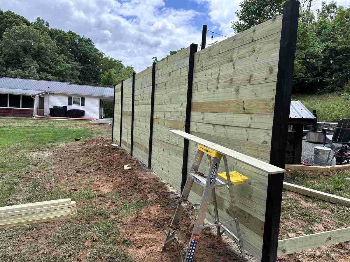 TINY HOME PRIVACY FENCE - Image 34