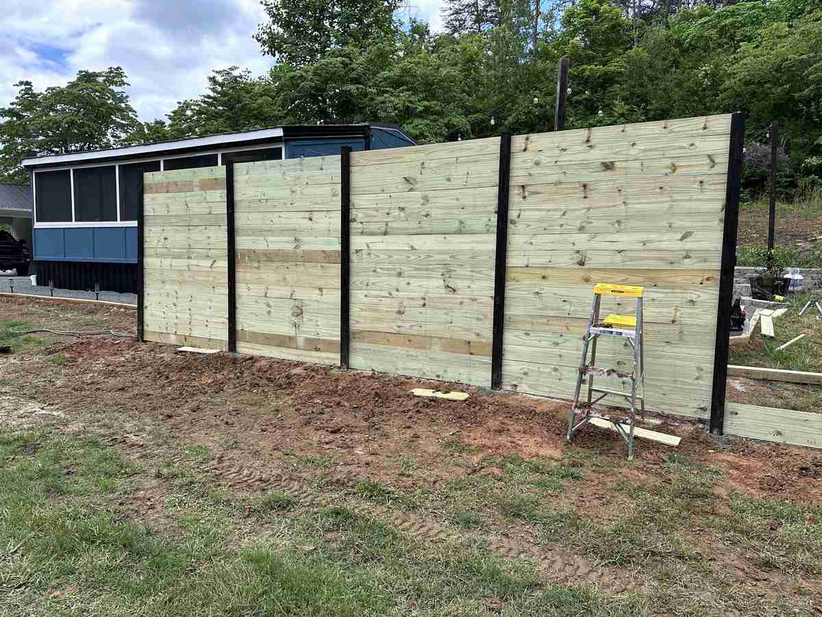 TINY HOME PRIVACY FENCE - Image 37