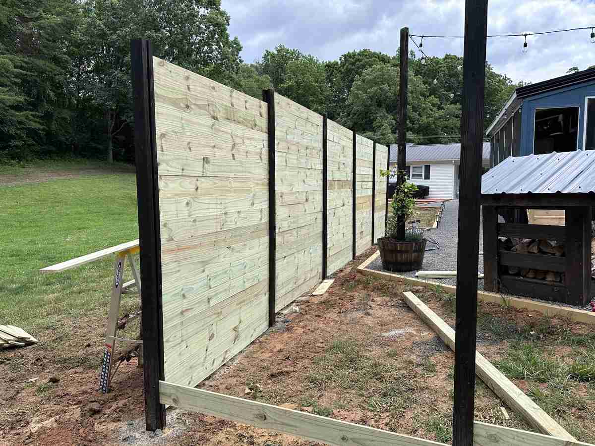 TINY HOME PRIVACY FENCE - Image 39